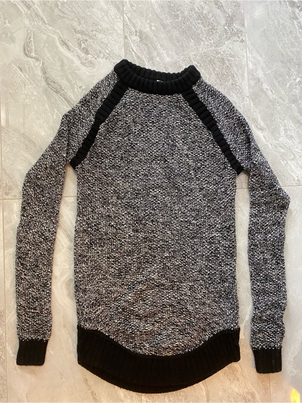 RARE Lululemon Archival Passage Sweater Black/Angel Wing Knit - Size 2/ 4